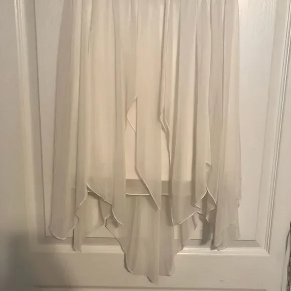 Ivory & Black Handkerchief Dress - Picture 3 of 4